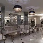 Crown Serenity Ultra 5* 시데