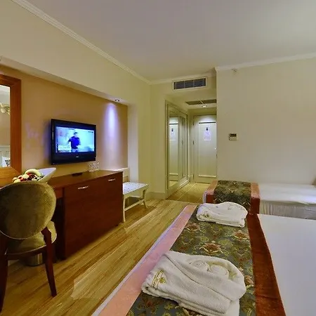 Hotell Crown Serenity Ultra 5*