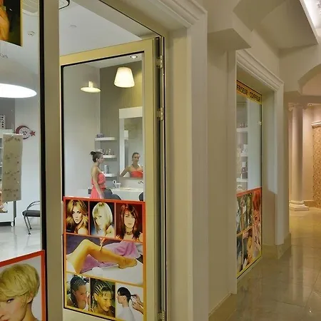 ホテル Crown Serenity Ultra