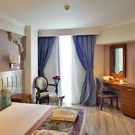 Crown Serenity Ultra 5* シダ