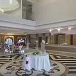 Hotel Crown Serenity Ultra