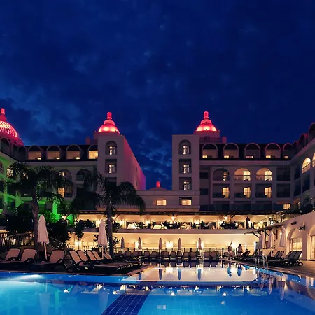 Ξενοδοχείο Crown Serenity Ultra 5*