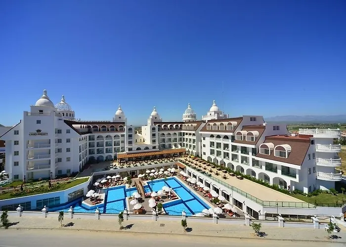 Crown Serenity Ultra Hotell 5*