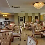 Crown Serenity Ultra Hotel