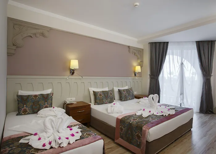 فندق Crown Serenity Ultra 5*