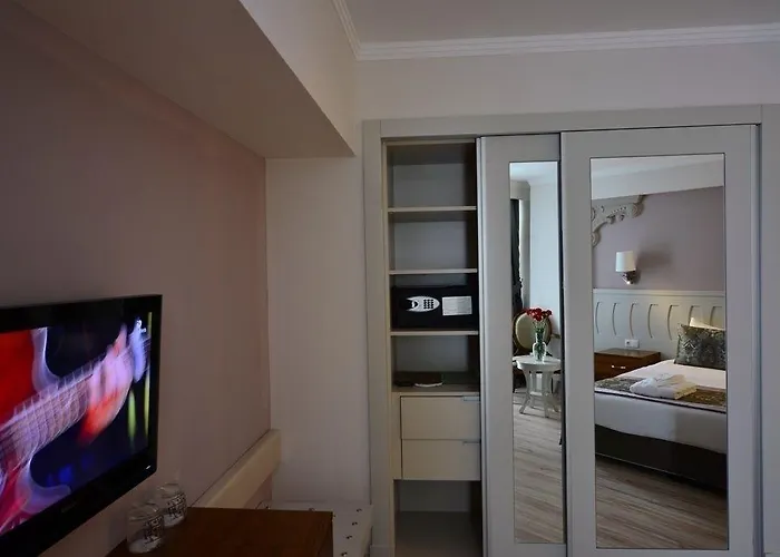 Crown Serenity Ultra فندق 5*