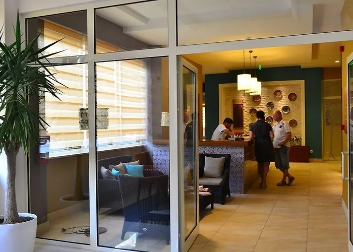 Crown Serenity Ultra