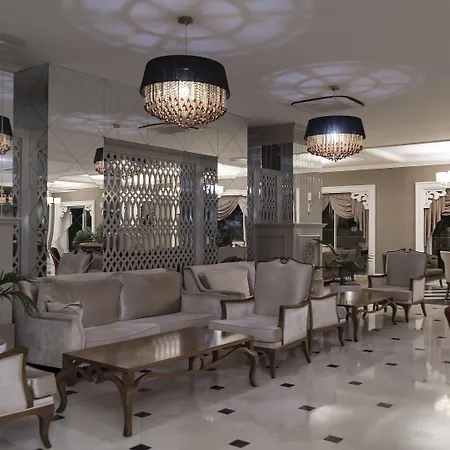 Crown Serenity Ultra 5* سيدي