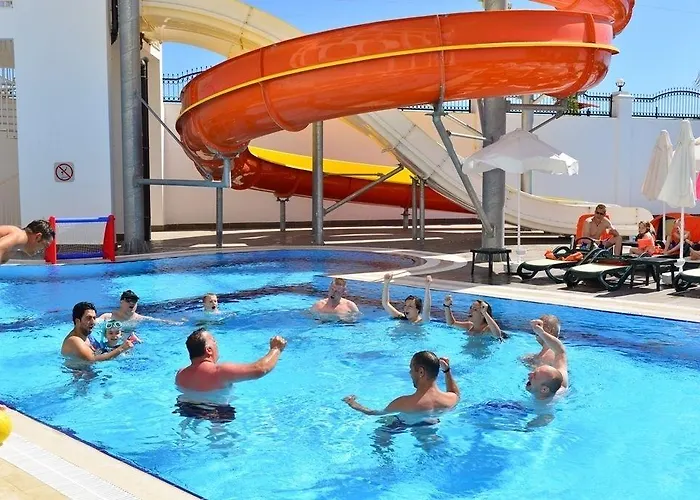 Crown Serenity Ultra Hotel